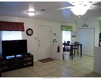 Other. Kitchen/Dining Combo