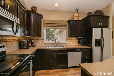 7064 Baltic Dr SW unit 42, Byron Center, MI 49315 - photo 3