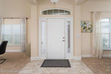 2265 Foyer