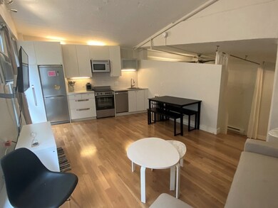 XII Stoneholm unit 322, Boston, MA 02115 - photo 3