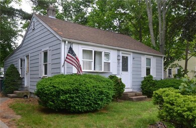 10 Largo Rd, Warwick, RI 02886 - photo 2