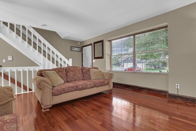 6-web-or-mls-2909-badger-dr