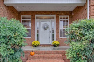 Great covered front porch