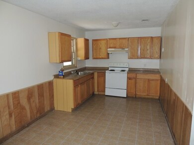 5974 Bloomfield Rd, Macon, GA 31206 - photo 4