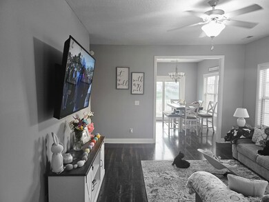 LR looking into Dining Area