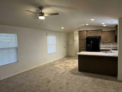 6841 W Pierce St unit 136, Phoenix, AZ 85043 - photo 3