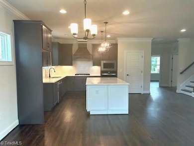 7653 Valhalla Way, Greensboro, NC 27409 - photo 6