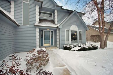 3223 Barnes Ln, Naperville, IL 60564 - photo 2