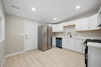 804 S Ashburton Rd, Columbus, OH 43227 - photo 7