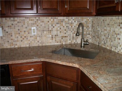 85 Cheverny Ct, Trenton, NJ 08619 - photo 7