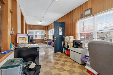 432 Vermont St, Waterloo, IA 50701 - photo 6