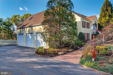 539 Bartram Rd, Moorestown, NJ 08057 - photo 3