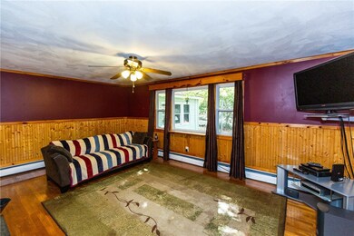 10 Eleanor Dr, Chepachet, RI 02814 - photo 4