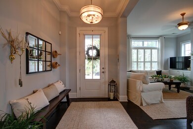 3139 Sturbridge Rd_Foyer