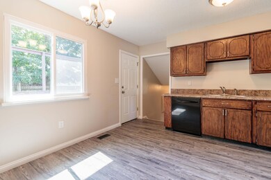 Kitchen (2)