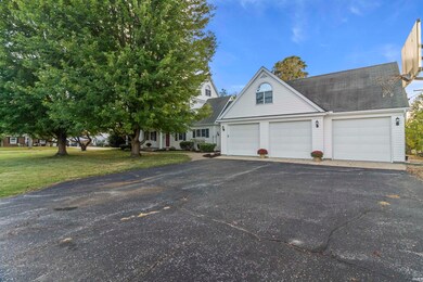 521 E North A St, Gas City, IN 46933 - photo 3