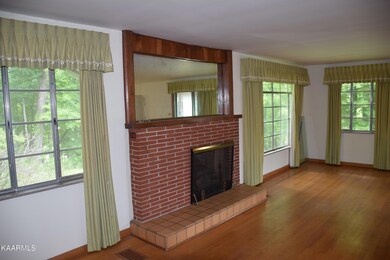 1412 Tipton Station Rd, Knoxville, TN 37920 - photo 7