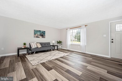 9409 Farmingdale Ave, Walkersville, MD 21793 - photo 3