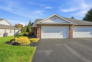 3205 Penny Ln unit 21-A, New Castle, PA 16105 - photo 2