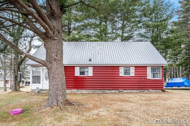 1556EJamesSt-29