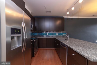 915 N Patrick St unit 306, Alexandria, VA 22314 - photo 6