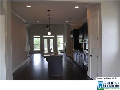 Kitchen and Living Rooms with 10 ft ceilings!!