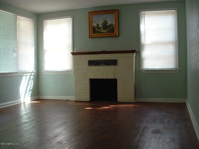 1660 Ryar Rd, Jacksonville, FL 32216 - photo 4