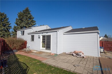 2278 104th St, Toledo, OH 43611 - photo 3