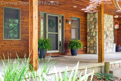 Inviting cedar entrance