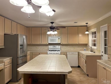 3036 Laurel Dr, Gulf Breeze, FL 32563 - photo 4