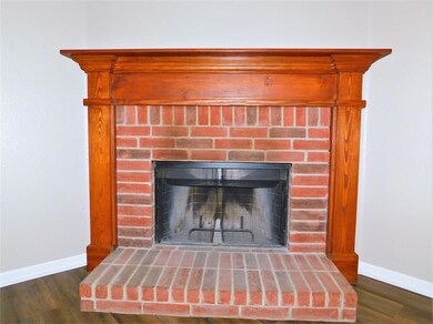 8104 Montecito Dr, Denton, TX 76210 - photo 7