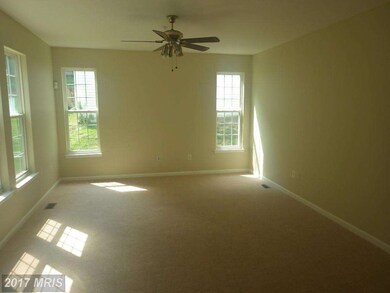 11909 Lilium Ln, Glenn Dale, MD 20769 - photo 6