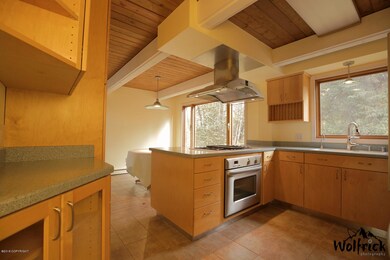 Kitchen (2)
