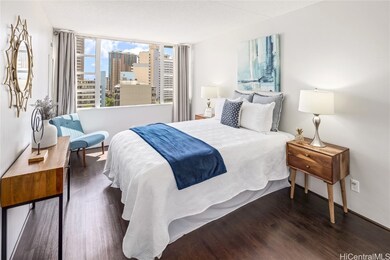 WAKE UP TO A BEAUTIFUL WAIKIKI AND DIAMOND HEAD VI