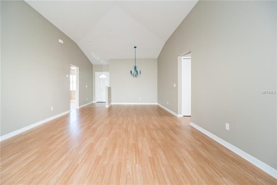 living room/dining room combo