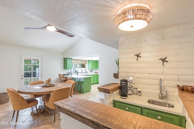 Dinning room and wet bar area