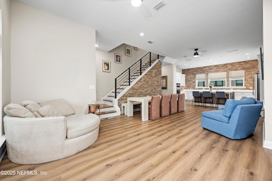 1610 Lang Ct, Jacksonville, FL 32207 - photo 7