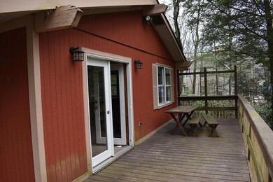 1135 Willow Creek Dr, Kunkletown, PA 18058 - photo 4