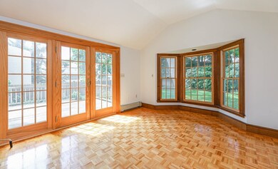 136 Dent St, West Roxbury, MA 02132 - photo 6