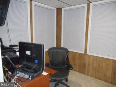 26 Iowana Ave, Ewing, NJ 08638 - photo 7