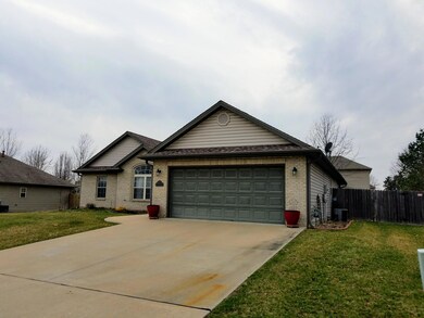 Front view 3
