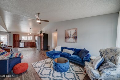 1602 E Juanita Ave-5