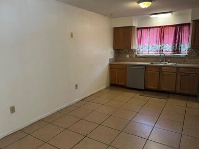 220 S Queens Dr, Slidell, LA 70458 - photo 3