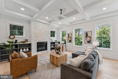 5017 17th St N, Arlington, VA 22207 - photo 3