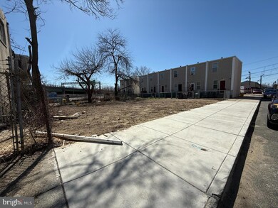 780 Sycamore St, Camden, NJ 08103 - photo 7