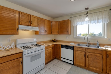 6394 Crow Rd NE, Rio Rancho, NM 87144 - photo 4