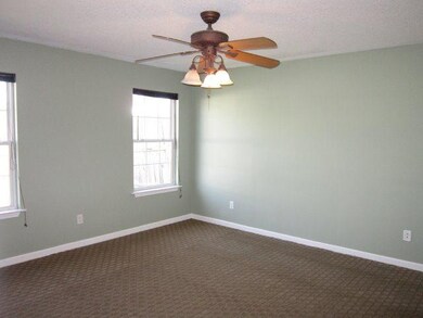 140 Drew Cir, Brunswick, GA 31525 - photo 6