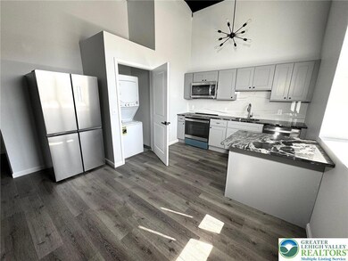 810 Monocacy St unit 203, Bethlehem, PA 18018 - photo 2