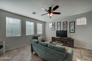 7216 S 48th Ln-4