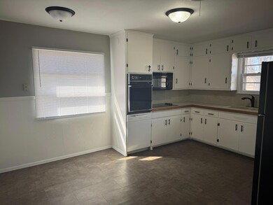 607 S Madison St, Hugoton, KS 67951 - photo 7